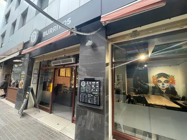 BURRITOS - Trafalgar