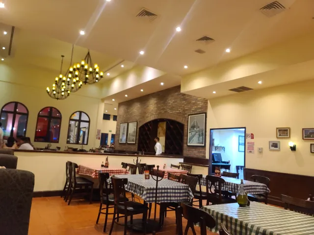 Italianni's Tuxtla