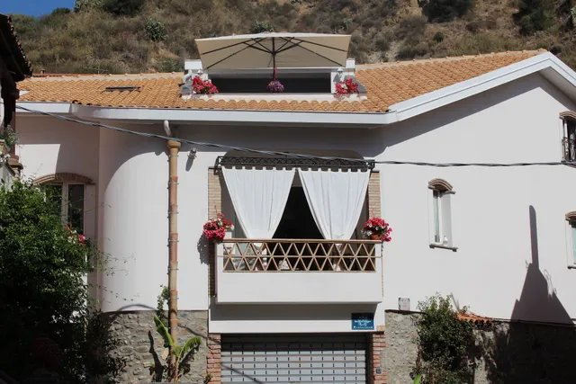 Bed & Breakfast Invitation to Travel