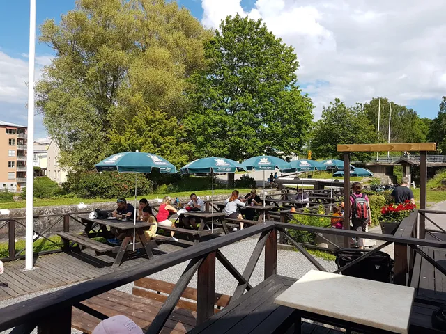 Café Tannefors slussar "Slusscafét"