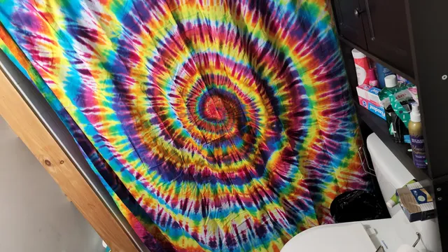 Aura Tie-Dye