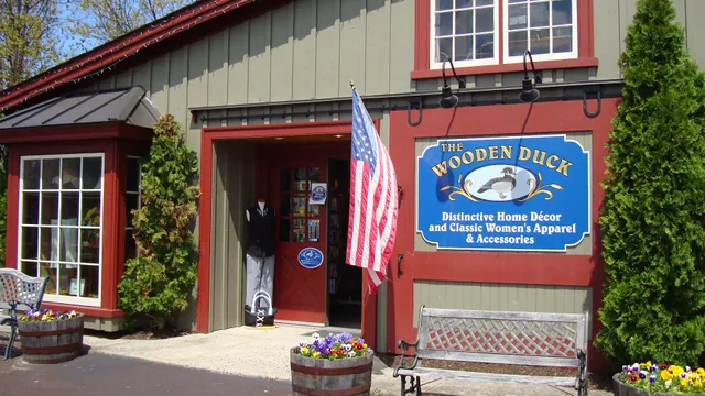 Wooden Duck Shoppe - Skippack Village