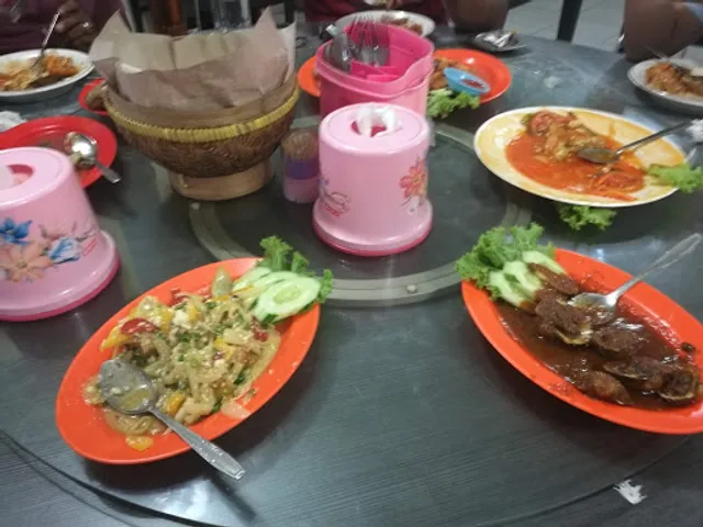 Rumah Makan Sarang Seafood