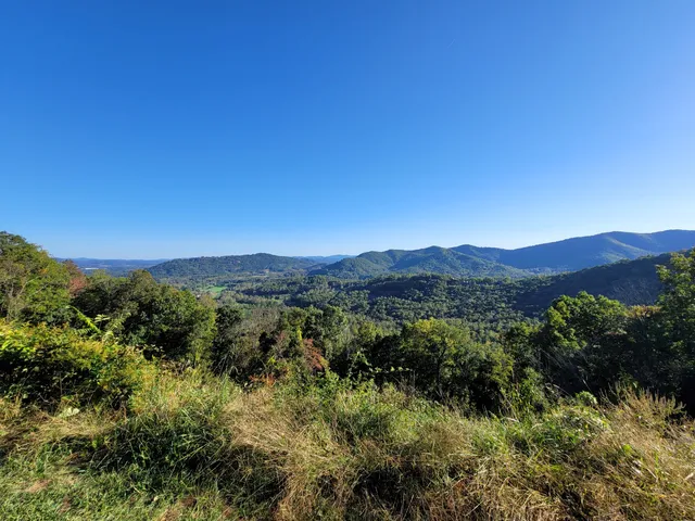 Walnut Cove Overlook