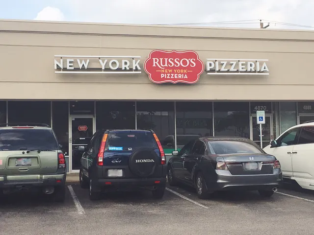 Russo's New York Pizzeria & Italian Kitchen | Meyerland