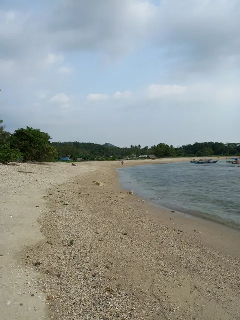 Pantai Cikujang