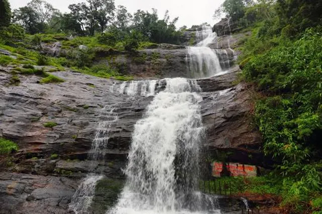 Palozhukum Para Waterfalls