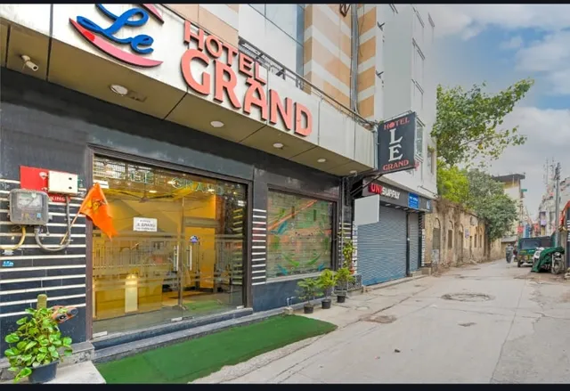 Hotel Le Grand Pahar Ganj - Hotel in New Delhi