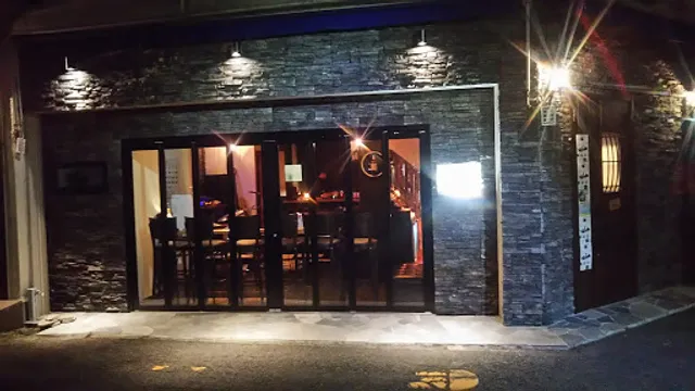 Cafe & bar shower（カフェ＆バー シャワー）横須賀