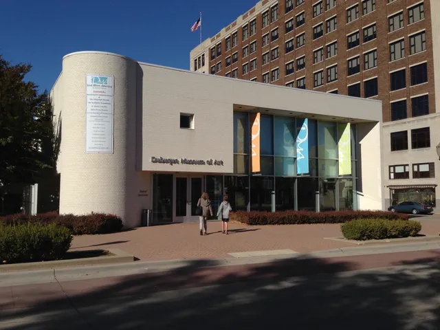 Dubuque Museum of Art