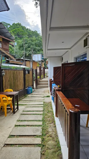 Neela Tourist Lodge