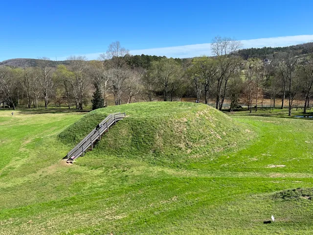 Etowah Indian Mounds State Historic Site