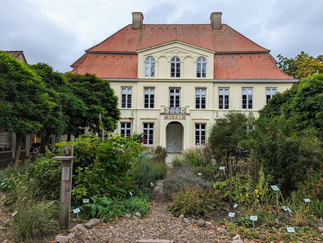 Widow's Palace, Plön