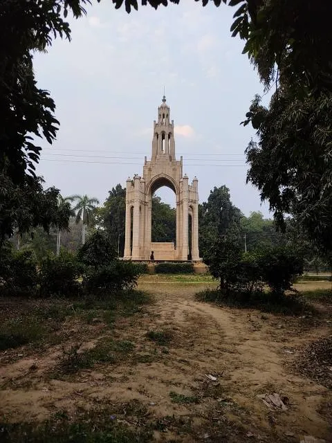 Victoria Memorial : Company Garden Allahabad