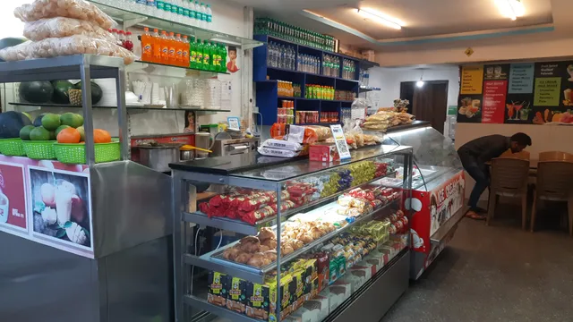 Cafe Cocktails & Chats