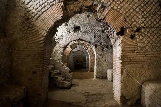 Napoli Sotterranea Guided Authorized Tour