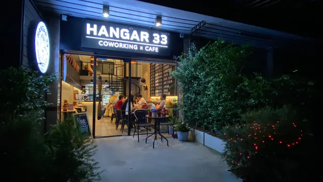 HANGAR 33 : Coworking x Cafe 24 hrs