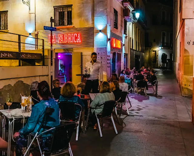 La Fabrica