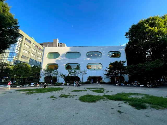 Kyōnan Fureai Square Park