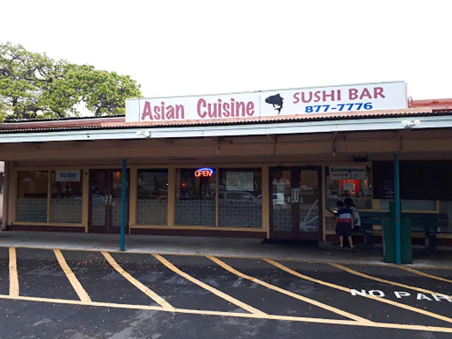 Kelly's Restaurant & Sushi Bar