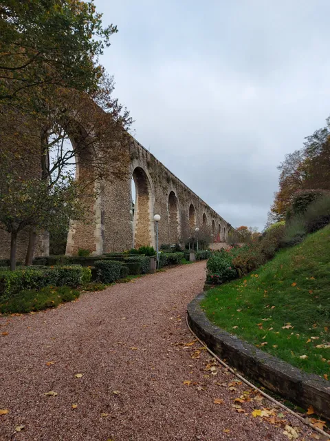 Aqueduct de Louveciennes