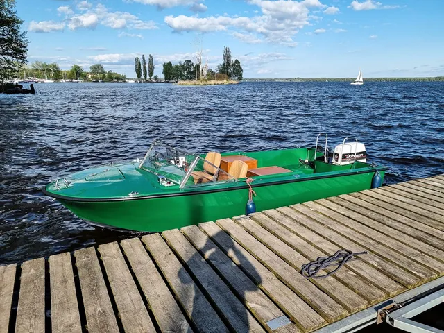 Hello Sailor - rejsy po Wiśle / pikniki na wyspie