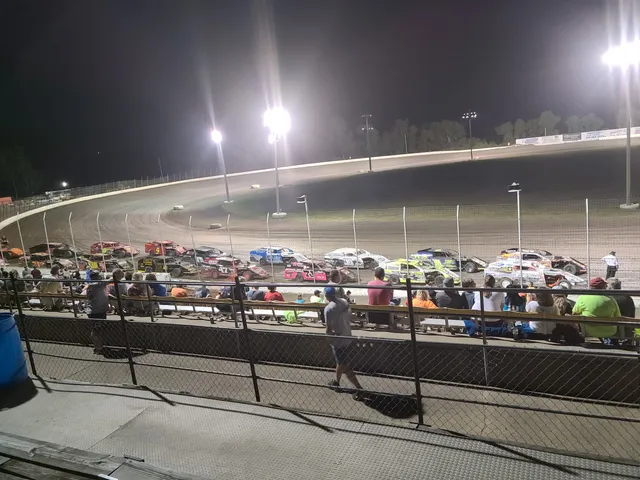 Lakeside Speedway
