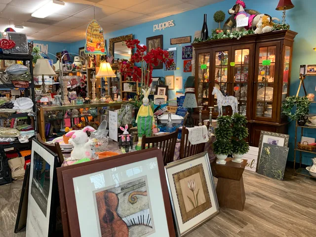 Charlie's Angels Animal Rescue Thrift Store