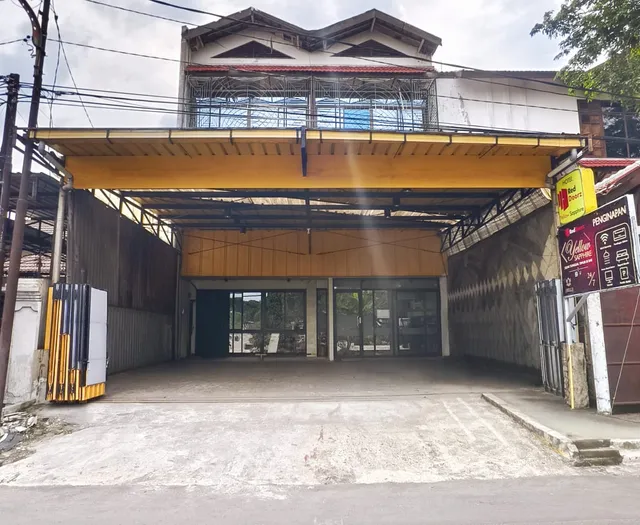 Yellow Sapphire. Jajar Tunggal Selatan B4E