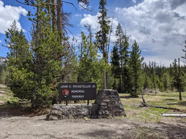 John D. Rockefeller, Jr., Memorial Parkway