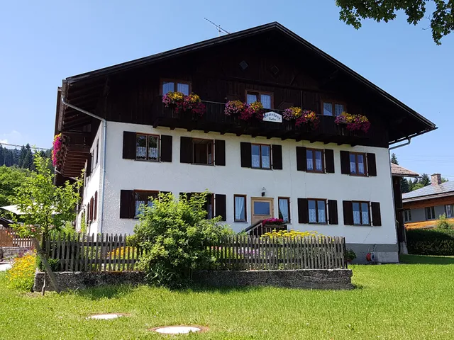 Ferienwohnungen Keller