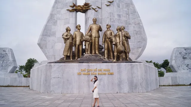 Quảng trường Hồ Chí Minh