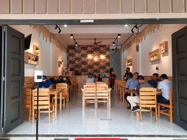 Raos Resto Batam Kota
