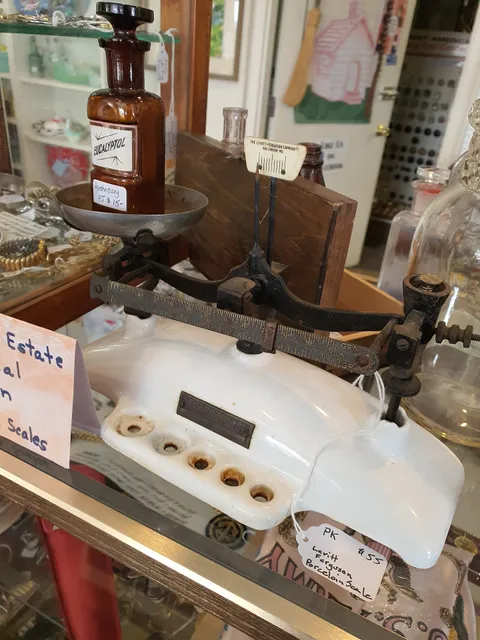 Somerset Choice Station Antiques