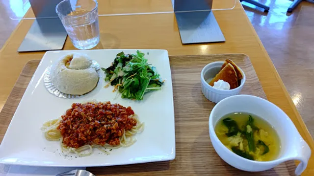 メイプルかめだ