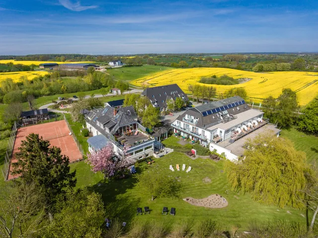 HofHotel Krähenberg - Grömitz