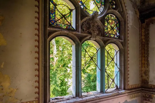 Zinat Al-Molk Historical House