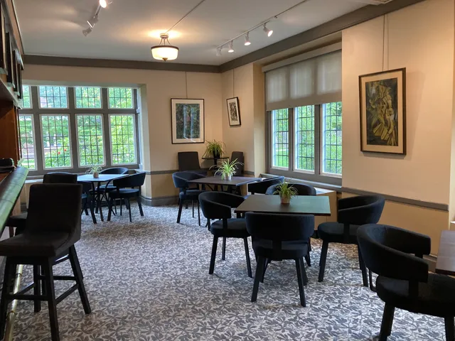 Alumni Memorial Hall