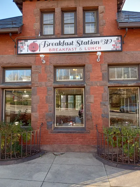 Breakfast Station #319