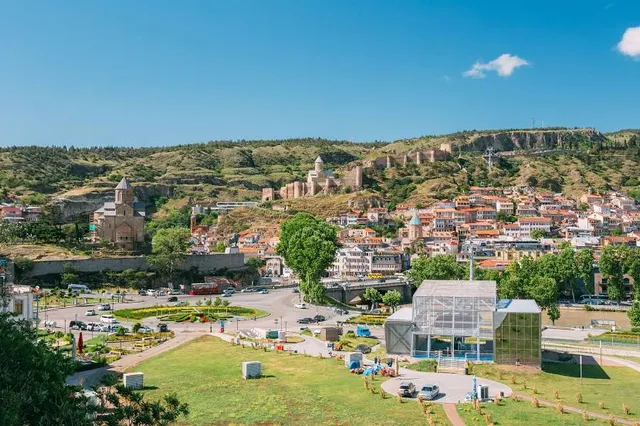 Pic Tor War Memorial