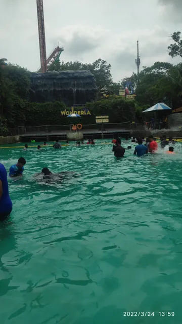 Wonderla Water Falls