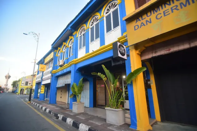 ART NATURE GALLERY CAFE