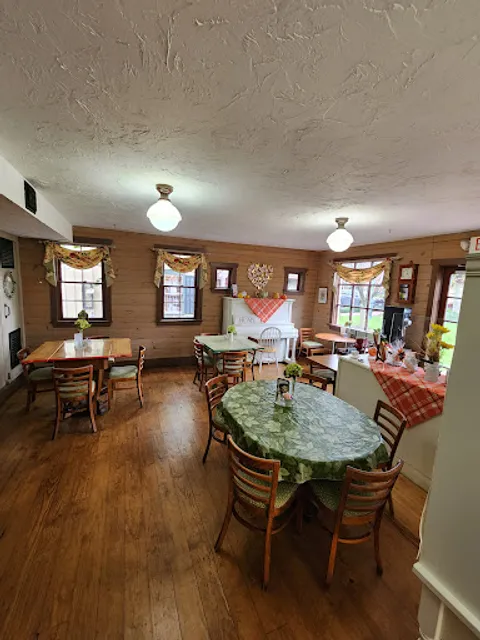 Clementine's Victorian Restaurant