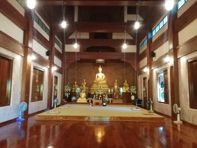 Wat Pa Chai Chumpol