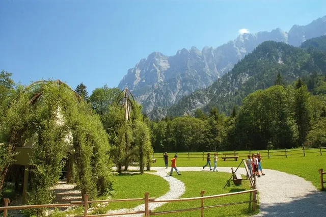 Gesäuse: Erlebniszentrum Weidendom National Park