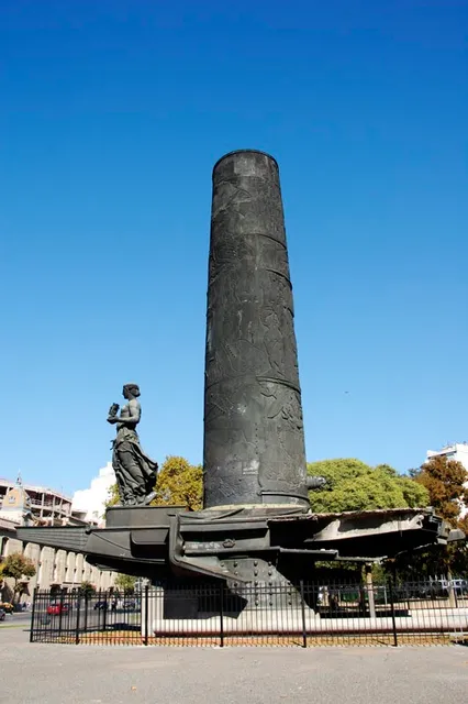 Monumento a la cordialidad argentino-uruguaya