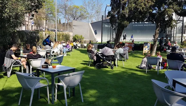 Icon Barcelona Restaurant & Lounge