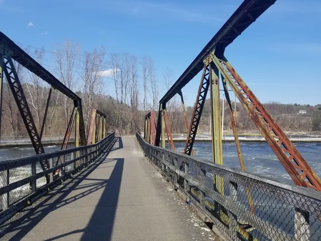 Canalside Rail Trail