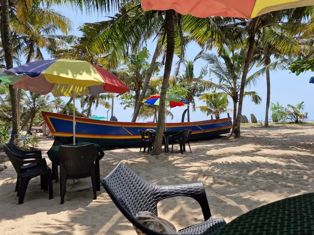 Palm Heaven Marari Homely Seafood