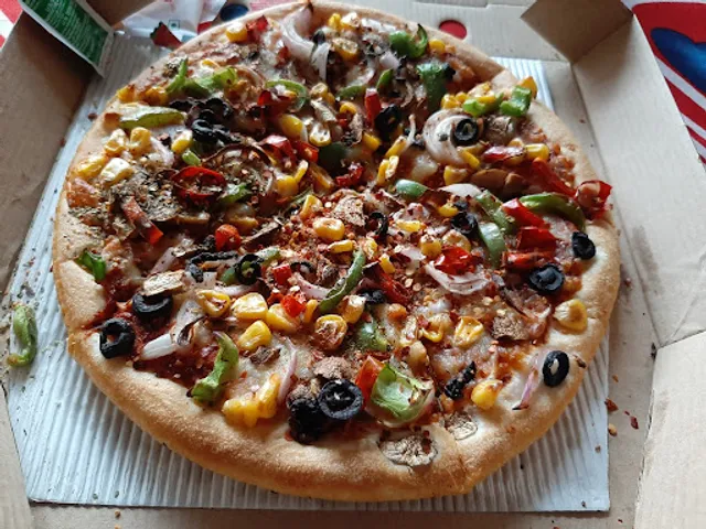 Pizza Hut | Amolak Towers, Solan